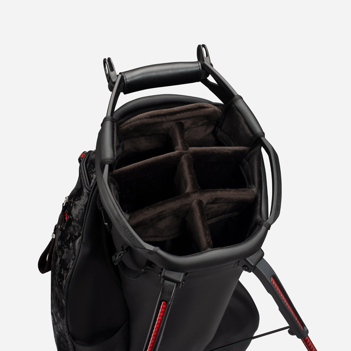 Player V Pro Stand in Camo Black