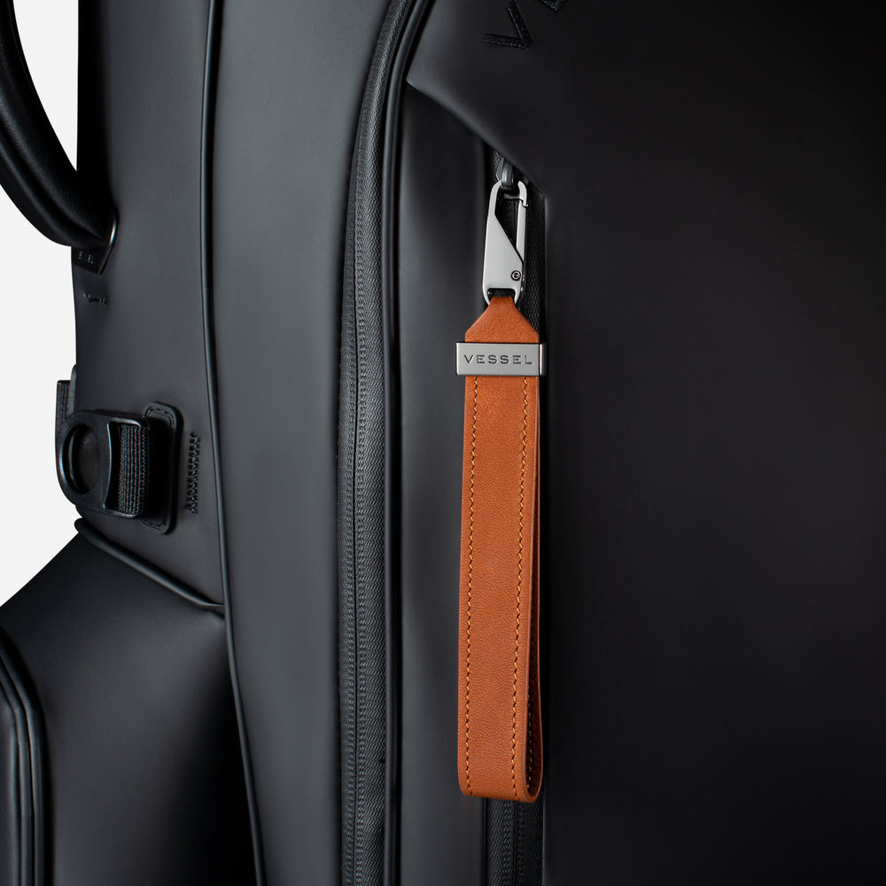Leather Loop Pull in Brown