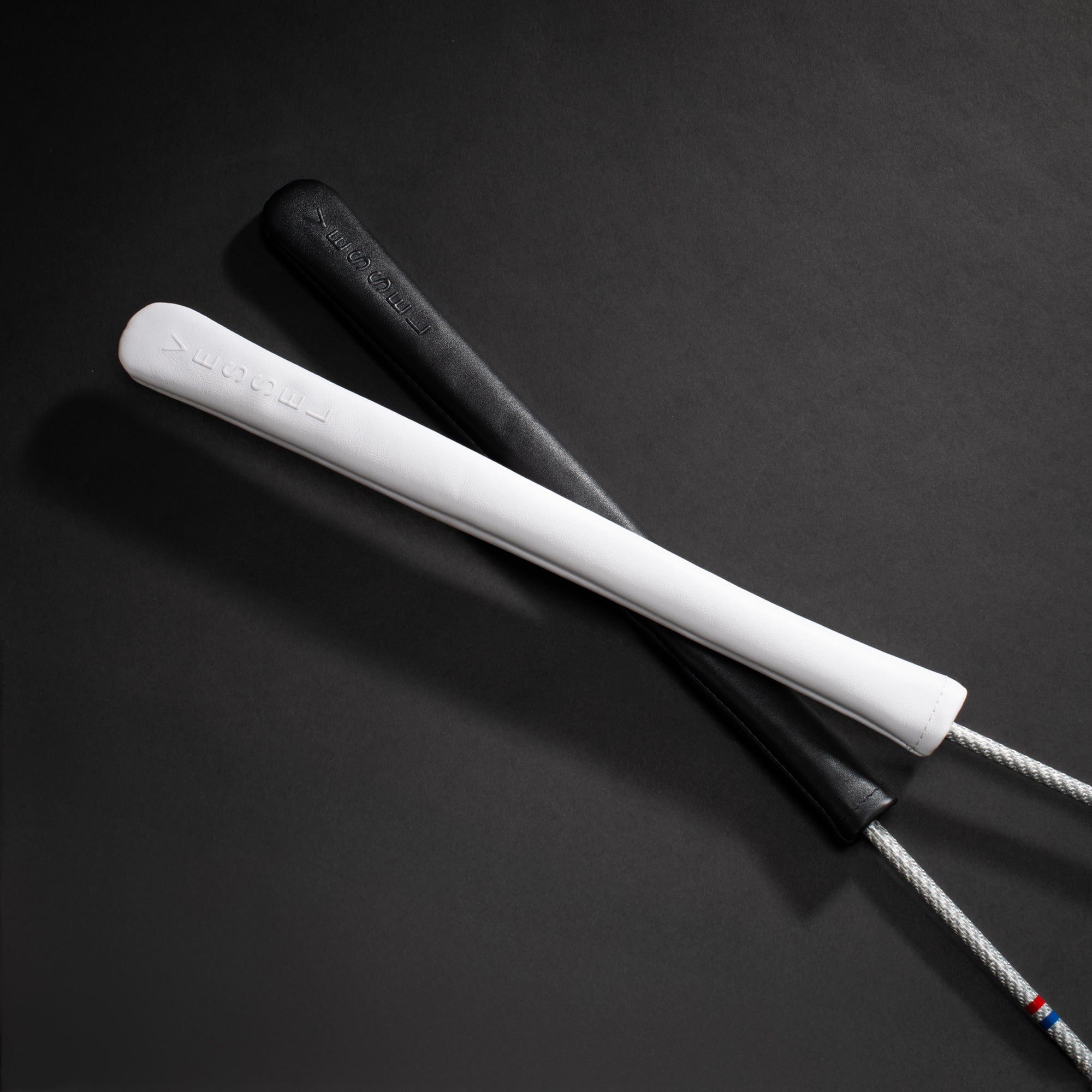 Embossé Alignment Stick Cover in Black