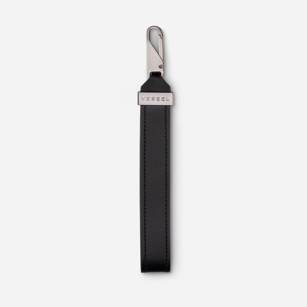 Leather Loop Pull in Black