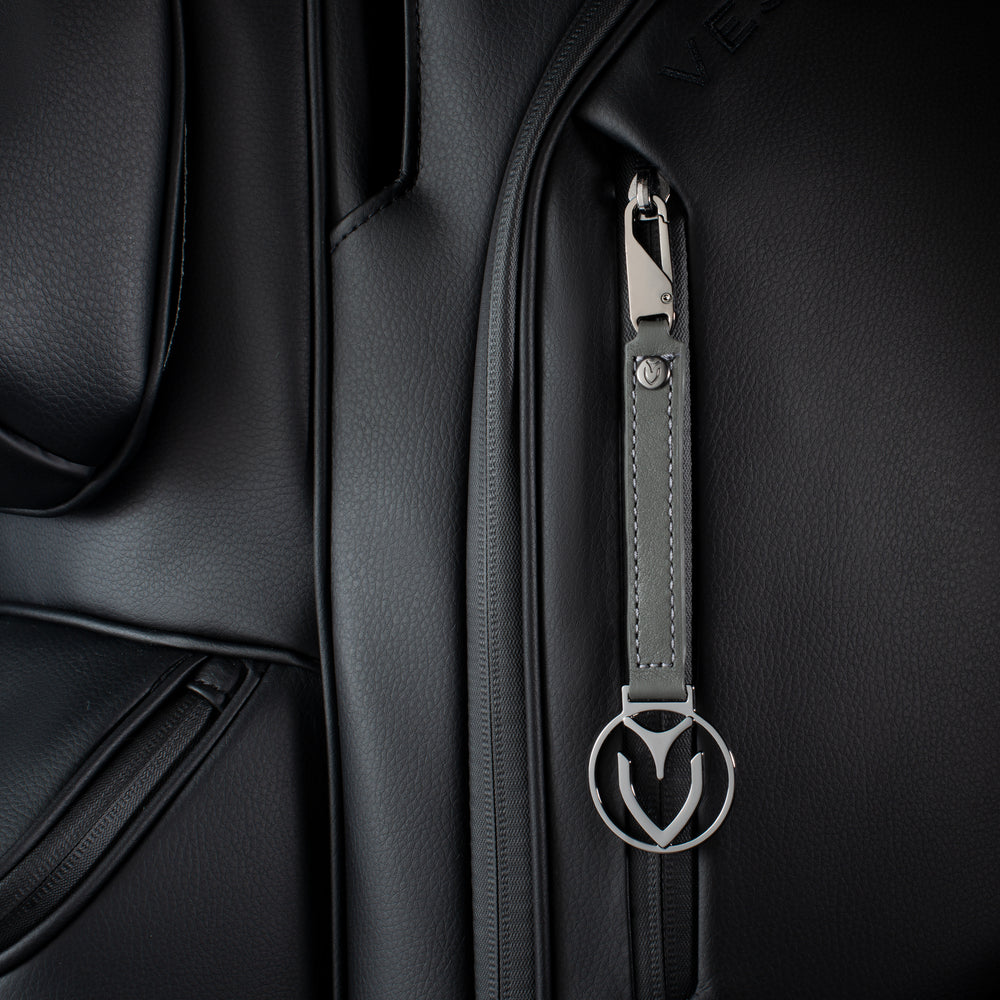 Medallion Logo Pull in Grey