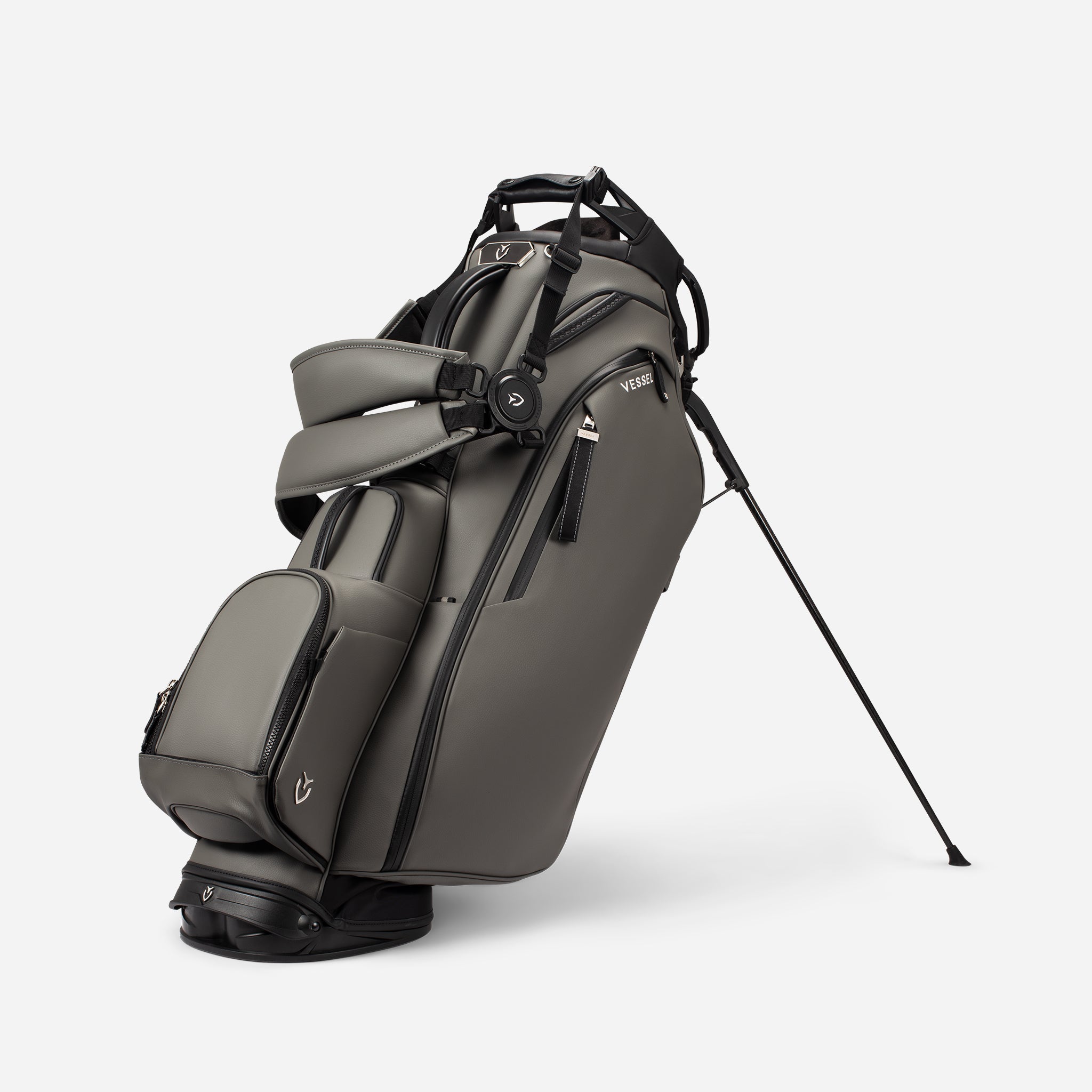 Player V Pro Stand in Pebbled Grey