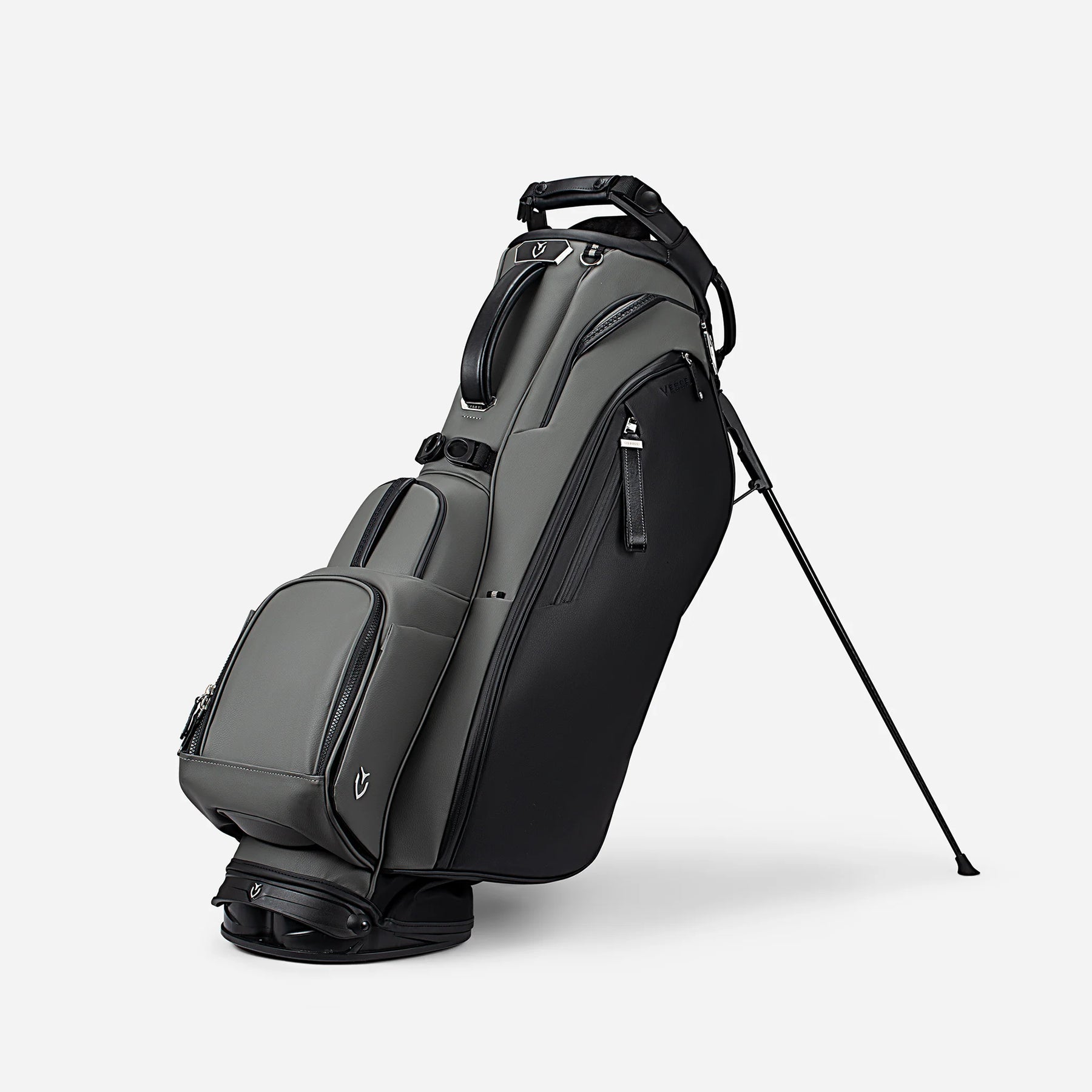 Player V Pro Stand in Phantom